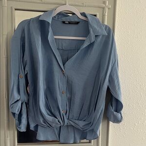 Zara Women's Light Blue Button-Up Blouse